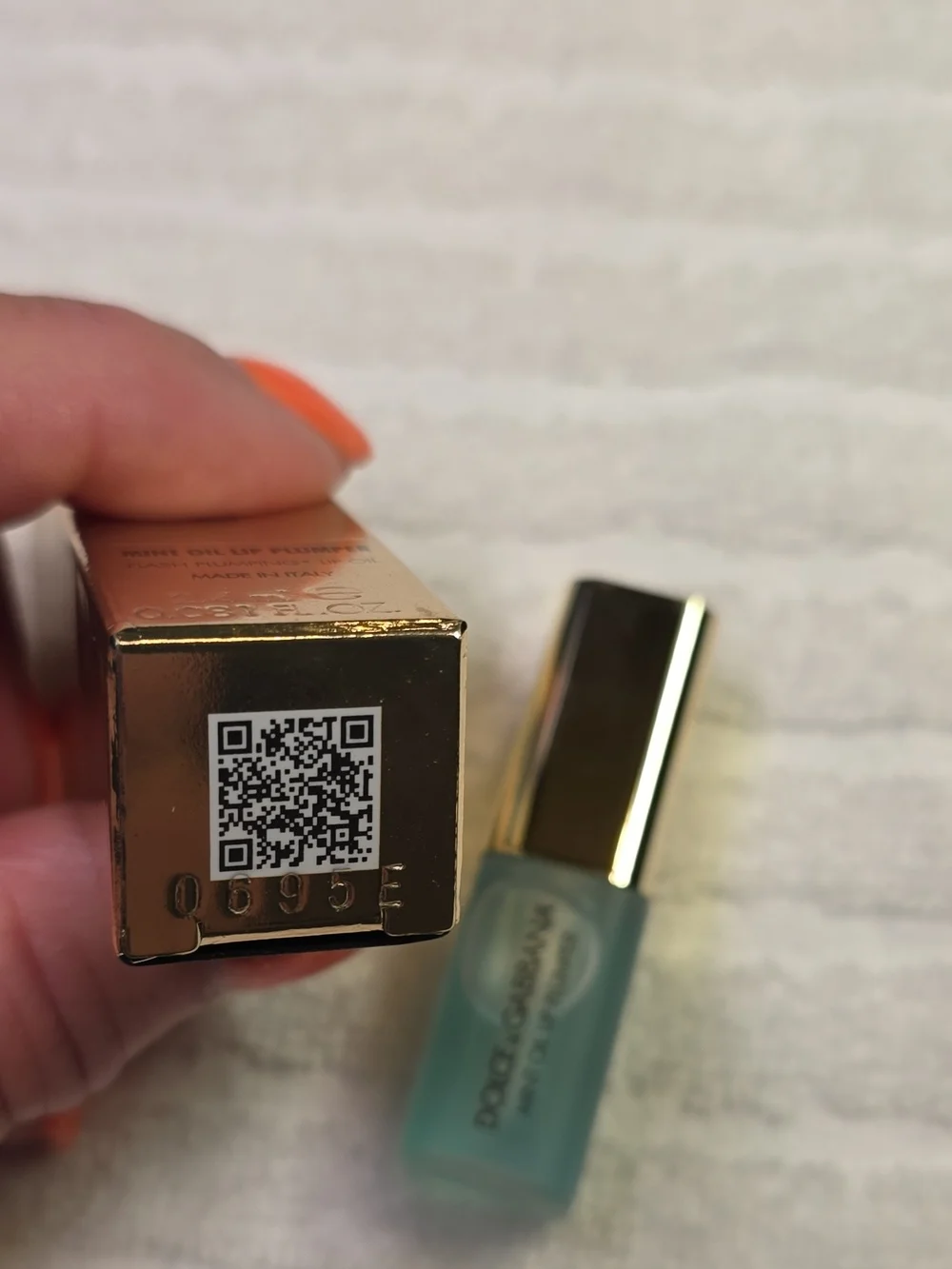 Dolce & Gabbana Mint Oil Lip Plumper — Mint Green